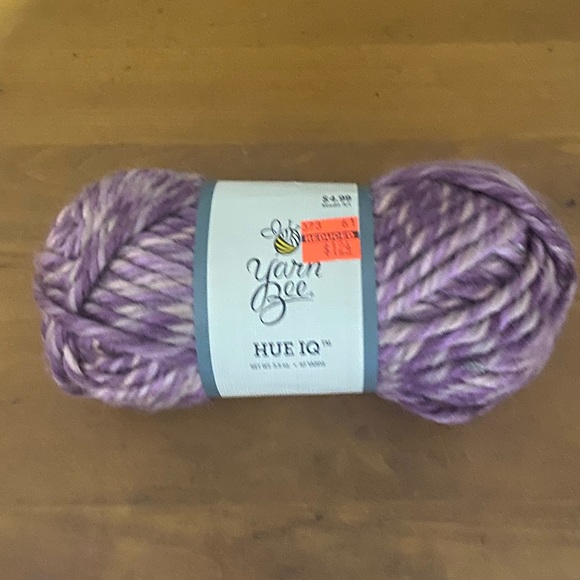 New Yarn 23 skeins - varying weights & fiber. Acrylic, wool & cotton. - Picture 4 of 6